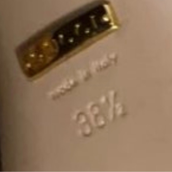 Gucci Black Leather GG Marmont Fringe Detail Open Toe Sandals Size 38.5 - Picture 9 of 9